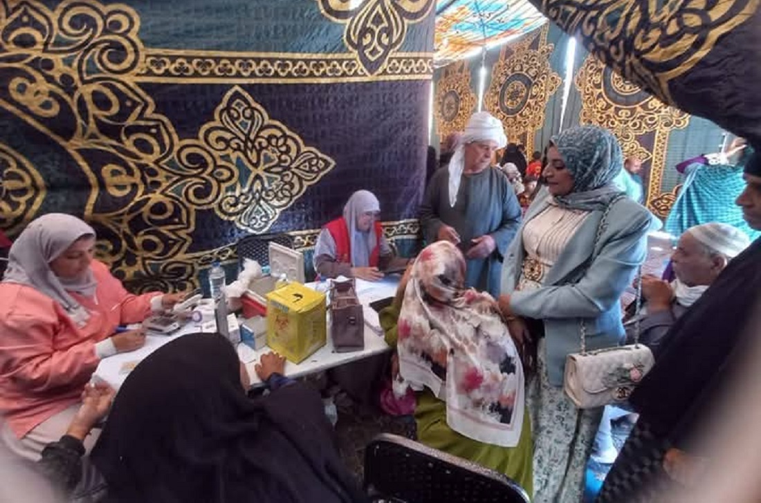 صحة بني سويف تنظم قافلة طبية في المحمودية